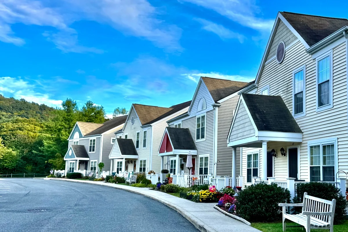 Cedar Ridge apartments exterior